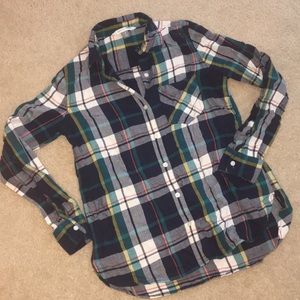 Old Navy Classic plaid shirt - like new!!